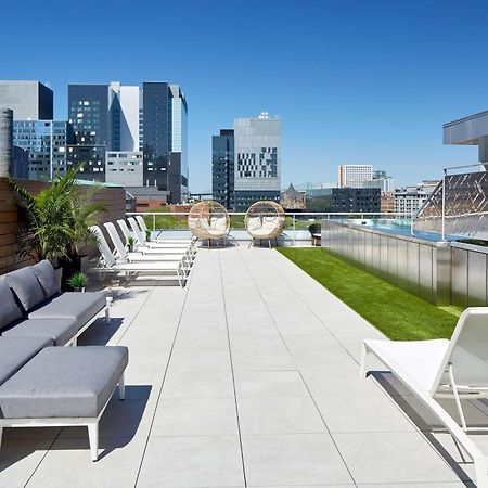 Homewood Suites By Hilton Montreal Downtown Экстерьер фото